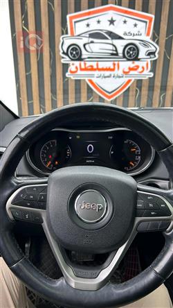 جيب جراند شيروكي